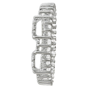 18K White Gold Round Diamond Circle Pendant