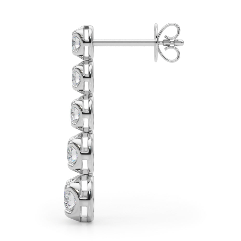 Round Diamond Stud Earrings
