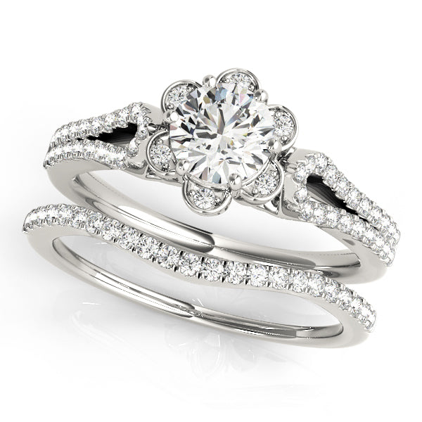 Platinum Round Diamond Halo Engagement Ring 3/4 ctw