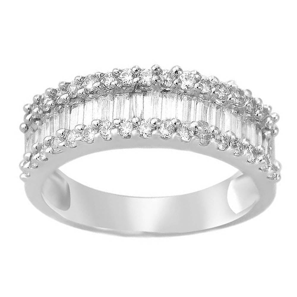 Gorgeous 10k 0.50ct Ladies Band