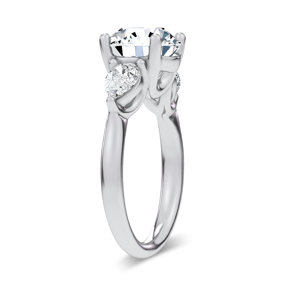 14K 3.80CT DIAMOND RING
