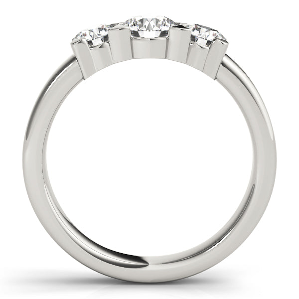 Round Diamond Three Stone Engagement Ring