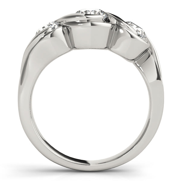 Round Diamond Three Stone Engagement Ring