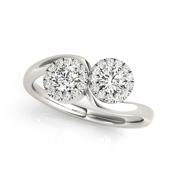 18K White Gold Multi-Diamond Fashion Ring