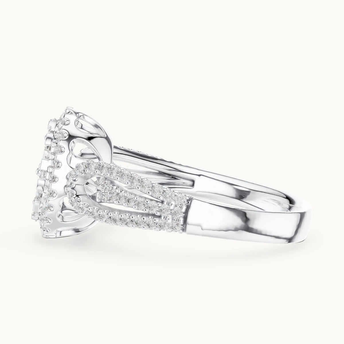 Round lab-grown diamond oval cluster halo ring in white gold, 0.823 CT TW, view 3