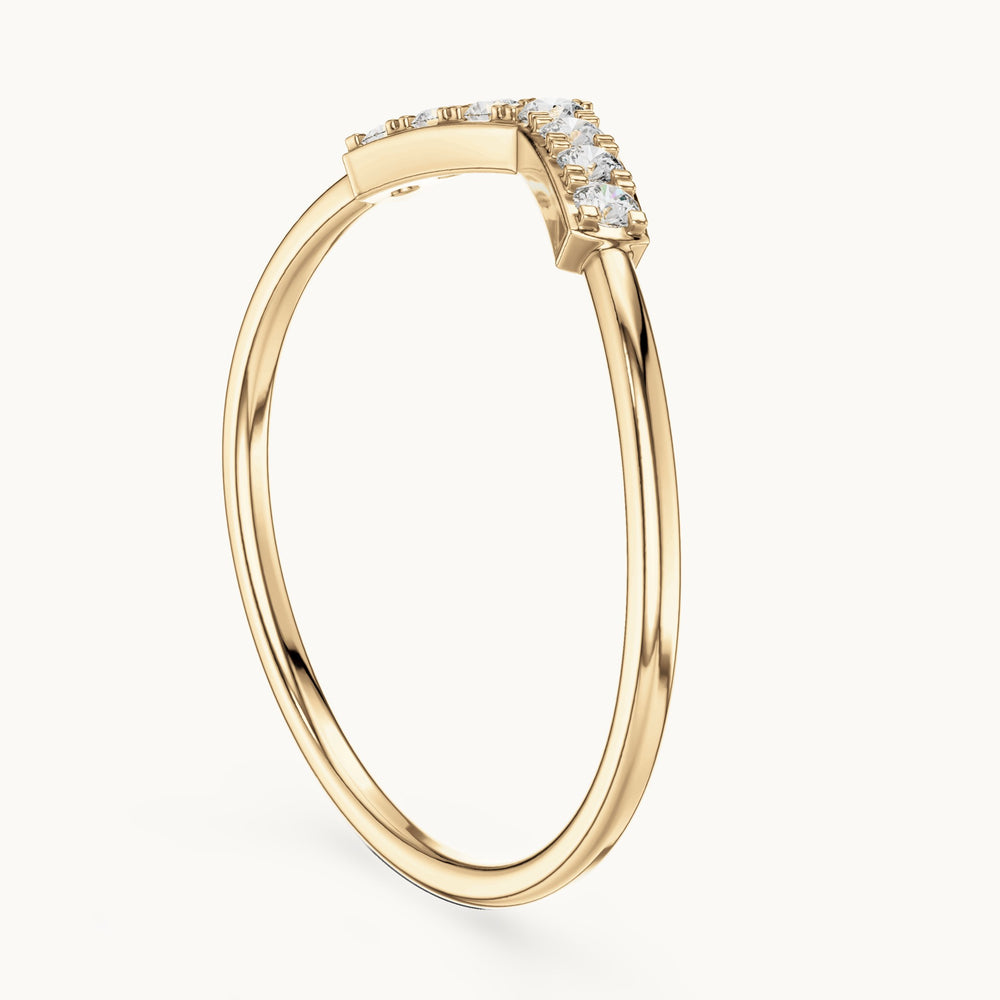 Round lab-grown diamond chevron pavé stacking ring in yellow gold, 0.11 CT TW, view 1