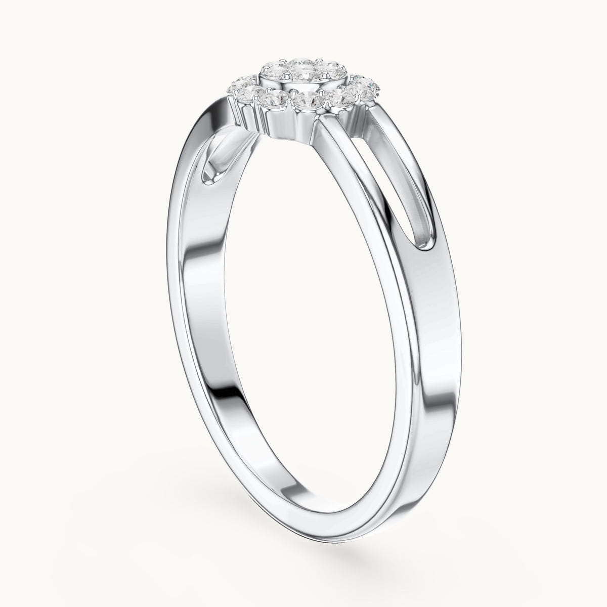 Round lab-grown diamond halo cluster ring in white gold, 0.186 CT TW, view 1