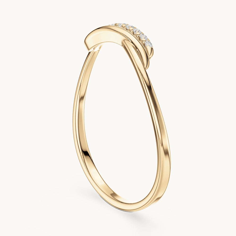 Round lab-grown diamond pavé wave ring in yellow gold, 0.036 CT TW, view 1