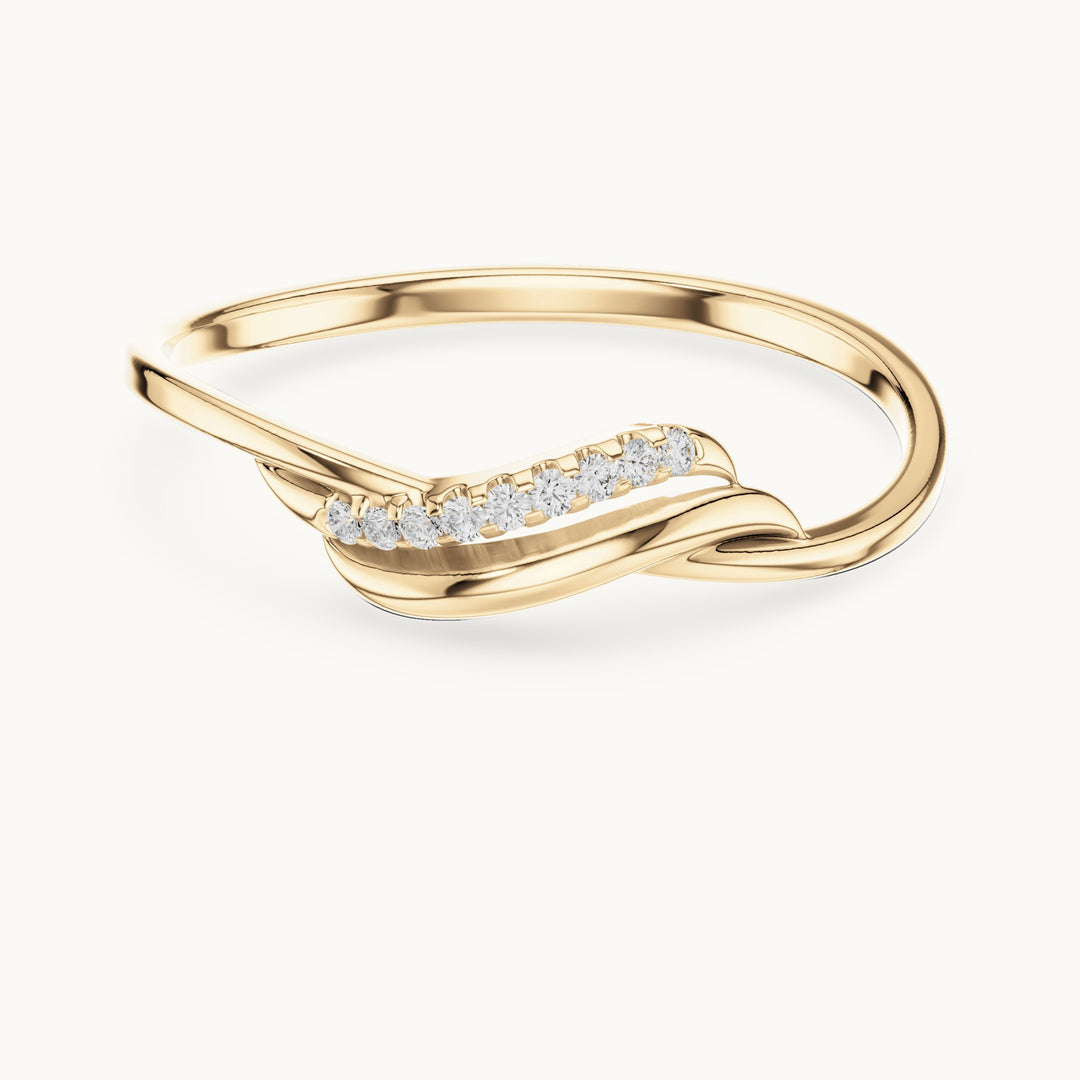 Round lab-grown diamond pavé wave ring in yellow gold, 0.036 CT TW, view 4