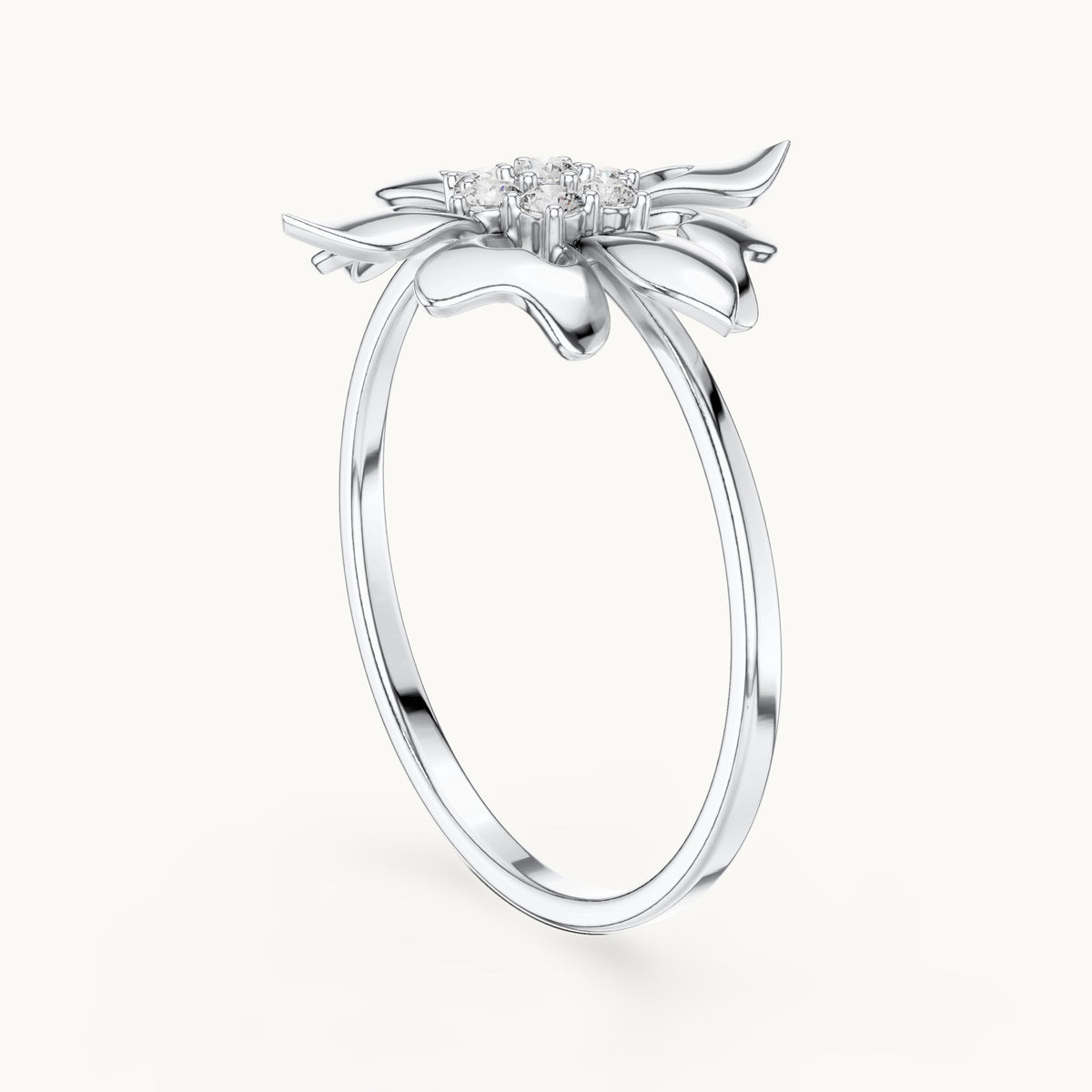 Round lab-grown diamond fleur star ring in white gold, 0.112 CT TW, view 1