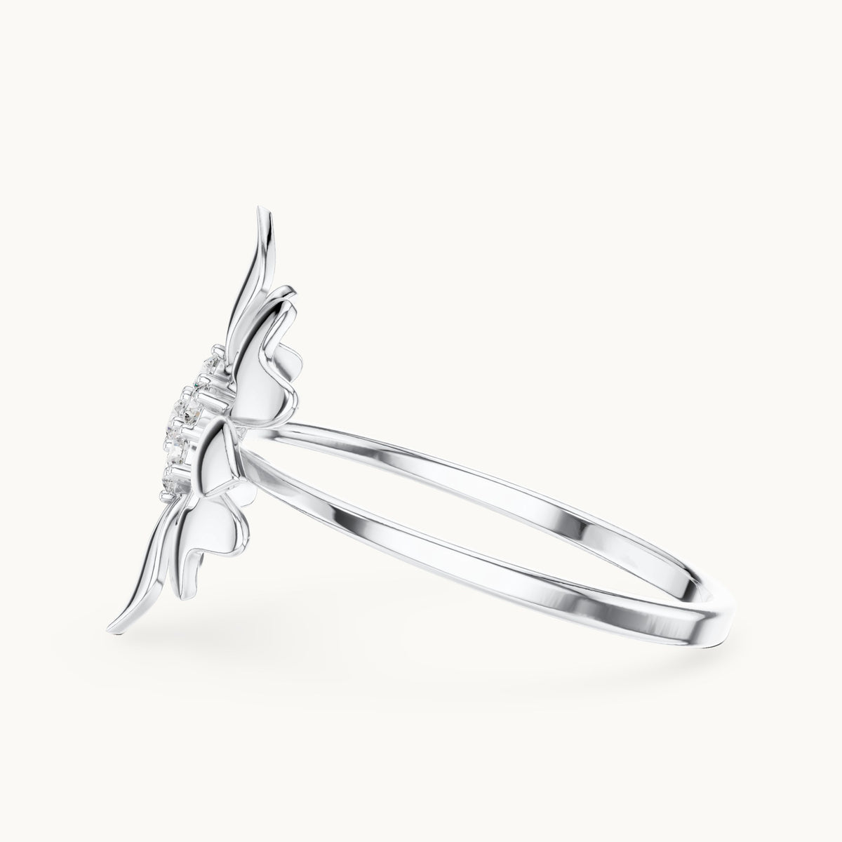Round lab-grown diamond fleur star ring in white gold, 0.112 CT TW, view 3