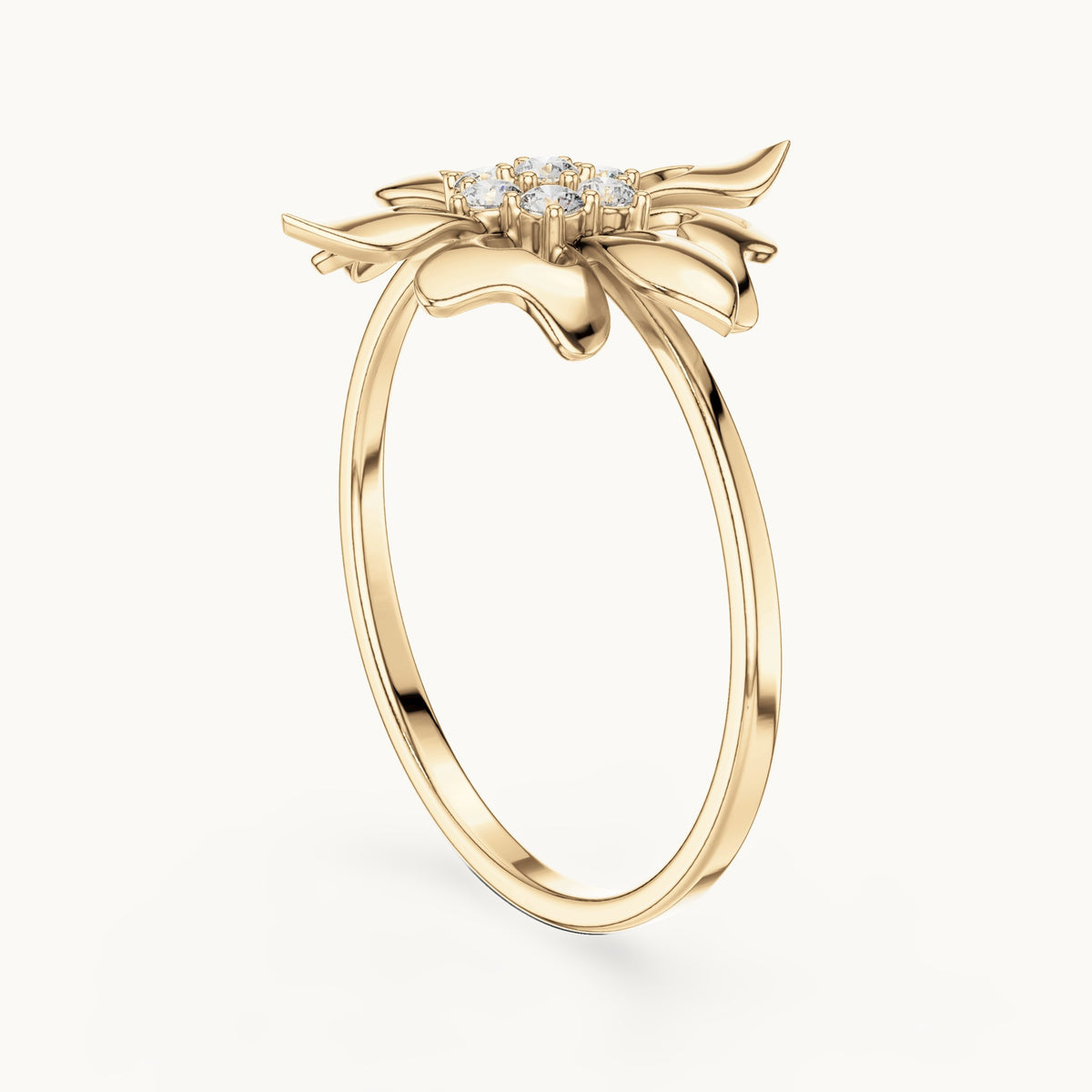 Round lab-grown diamond fleur star ring in yellow gold, 0.112 CT TW, view 1