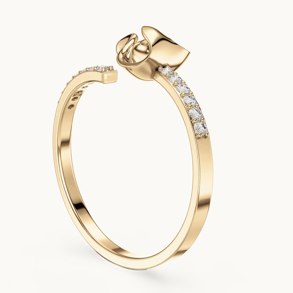 Round lab-grown diamond polished heart pave ring in yellow gold, 0.104 CT TW, view 1