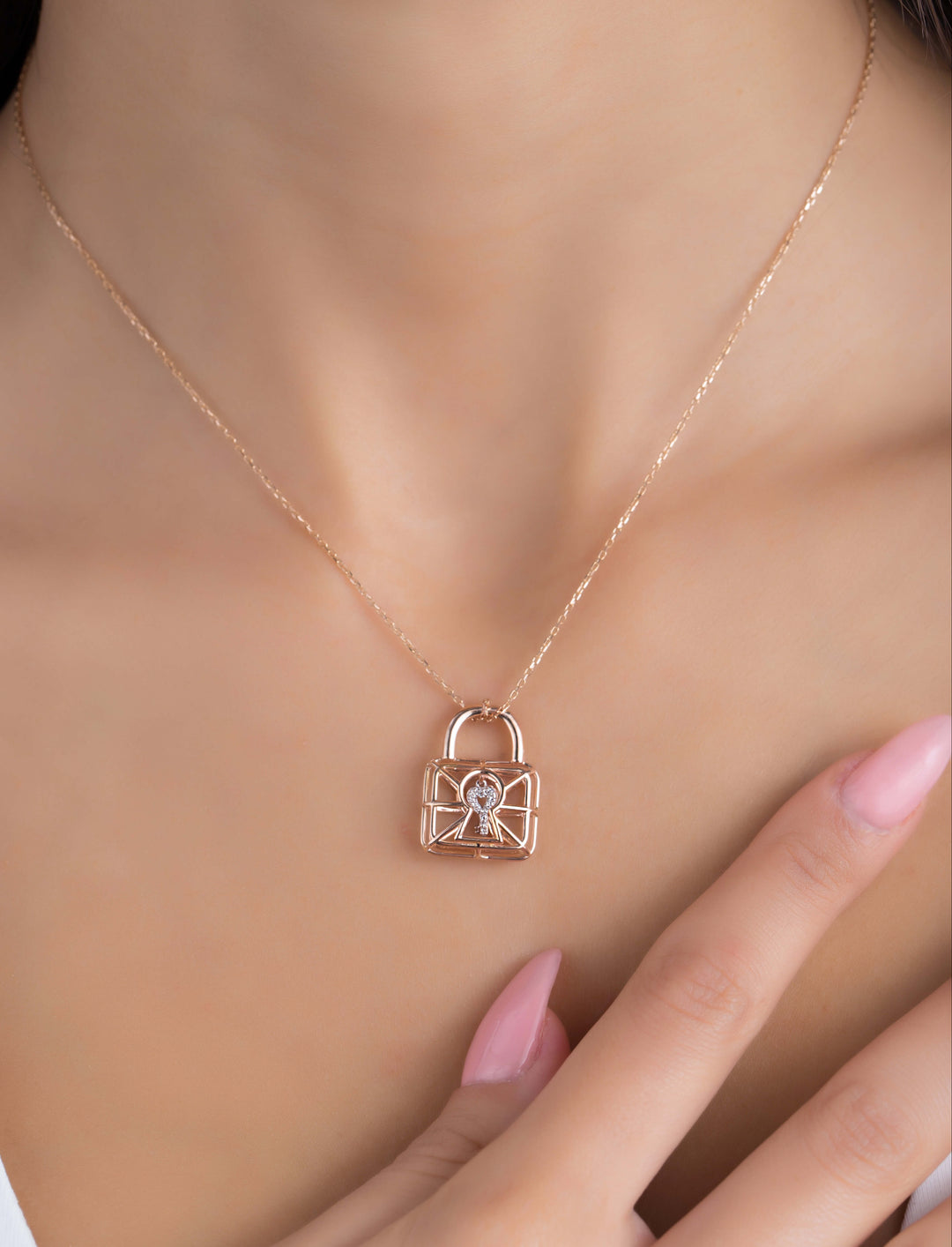 18K GOLD DOUBLE-SIDED DIAMOND “LOCK” CAGE NECKLACE