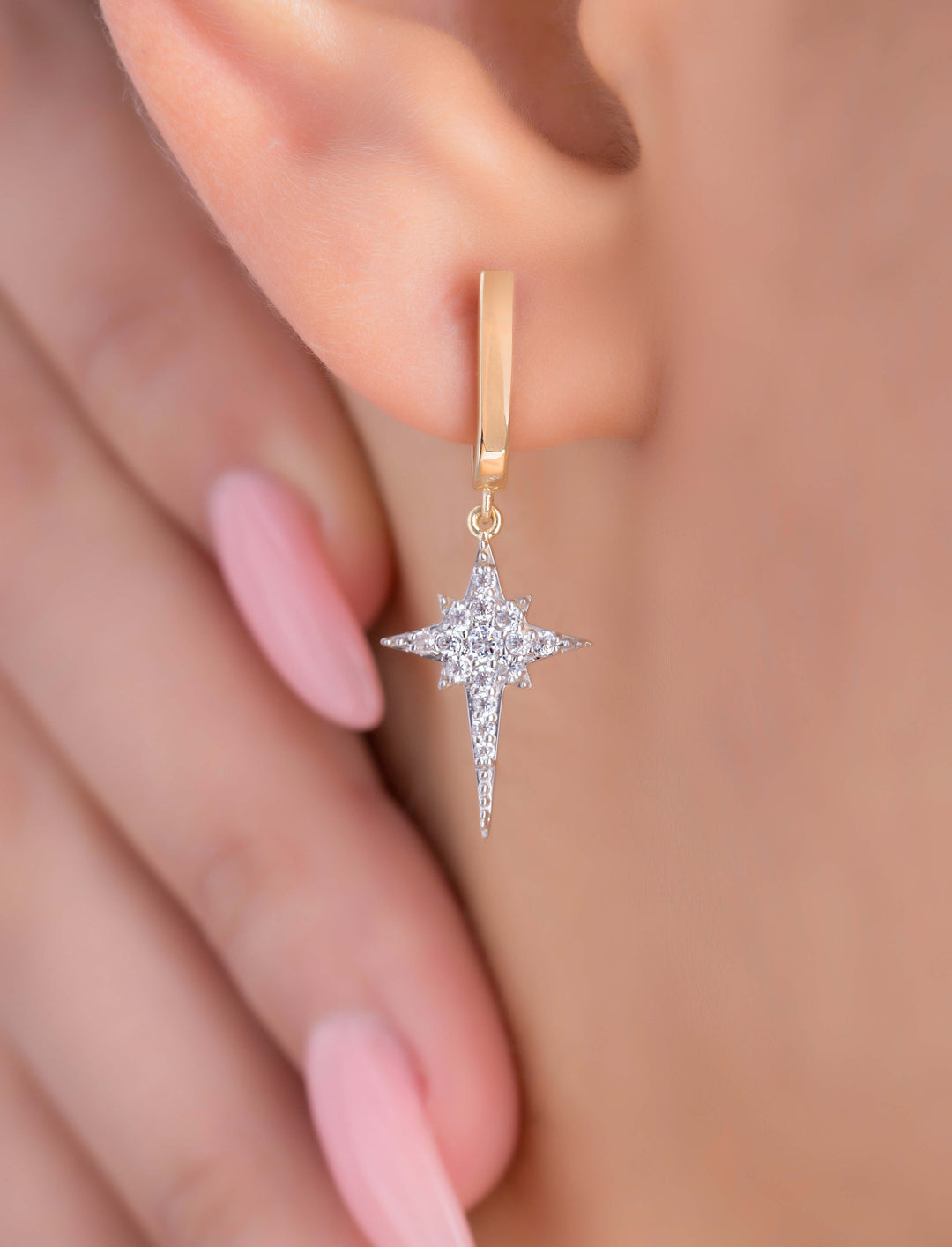 18K GOLD DANGLING NORTH STAR CHARM HOOP EARRINGS