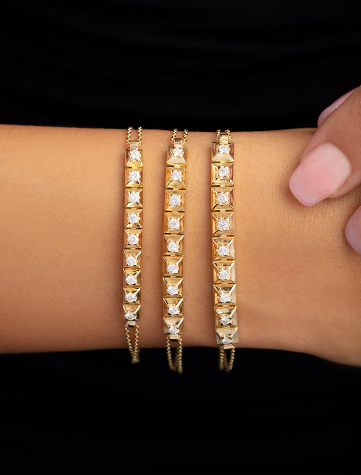 18K Gold Pyramid Stud Diamond Bracelet