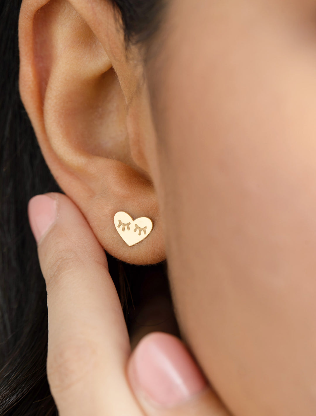 18K GOLD CUTE EYES HEART EARRINGS