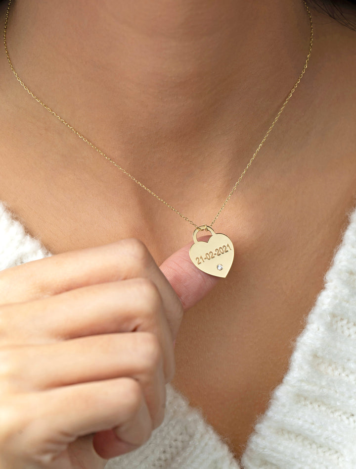 18K GOLD CUSTOMIZED DIAMOND HEART TAG NECKLACE