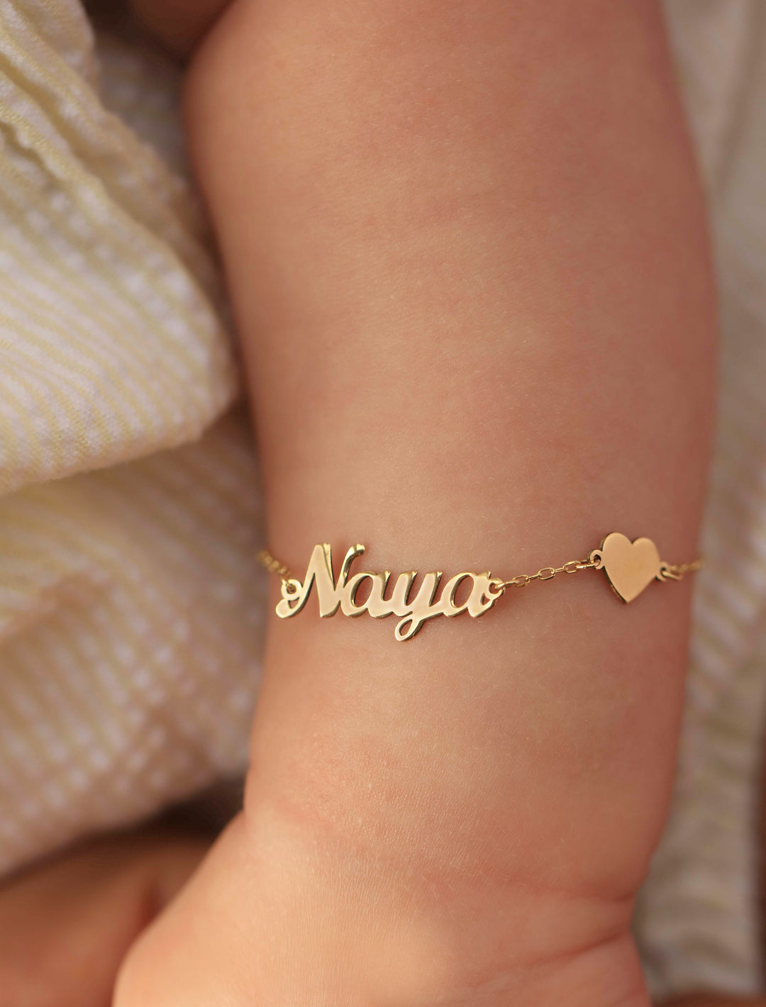 18K Gold Customized Newborn Heart Bracelet