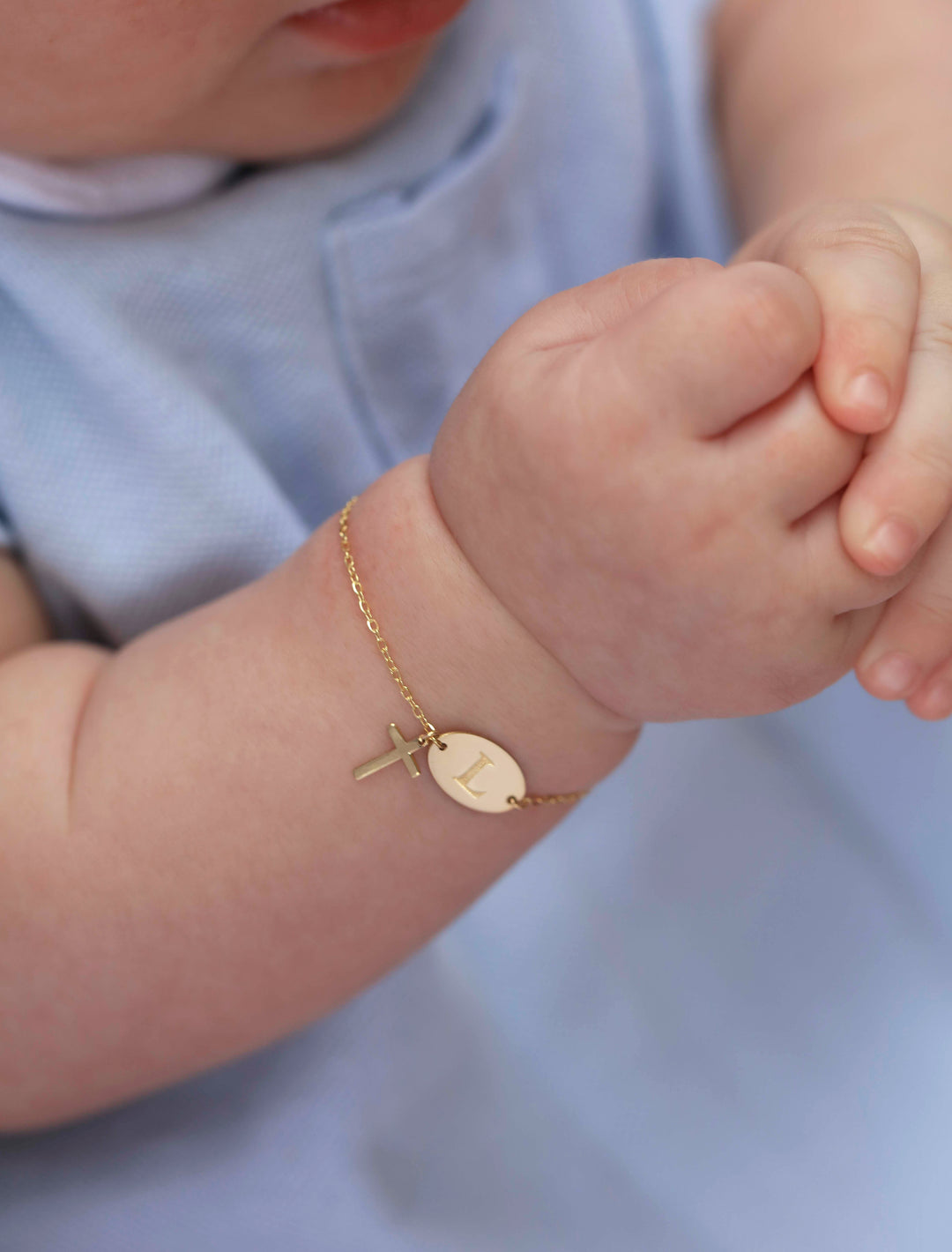 18K Gold Customized Newborn Plate Bracelet With Dangling Cross