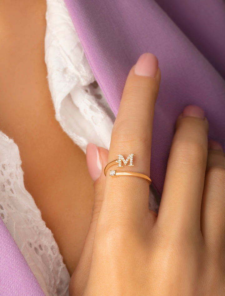 18K Gold Customized Swirl Initial Diamond Ring