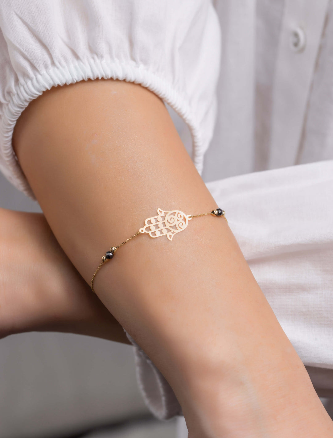 18K GOLD HAMSA HAND BRACELET