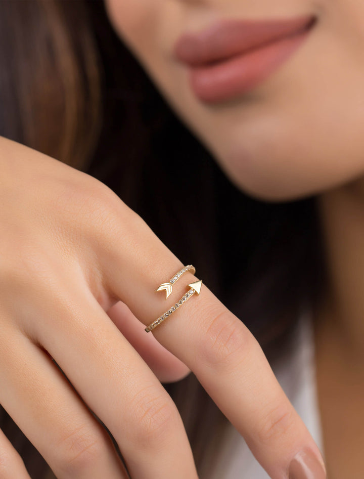 18K GOLD WRAP ARROW RING