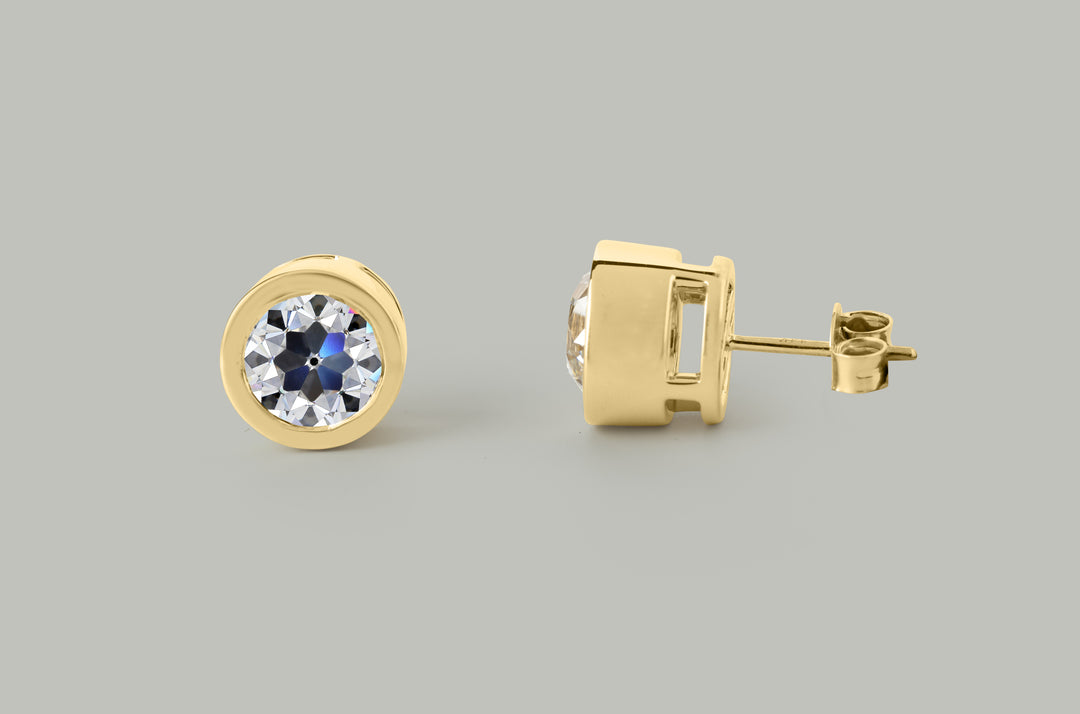 14K YELLOW GOLDStuds Earrings